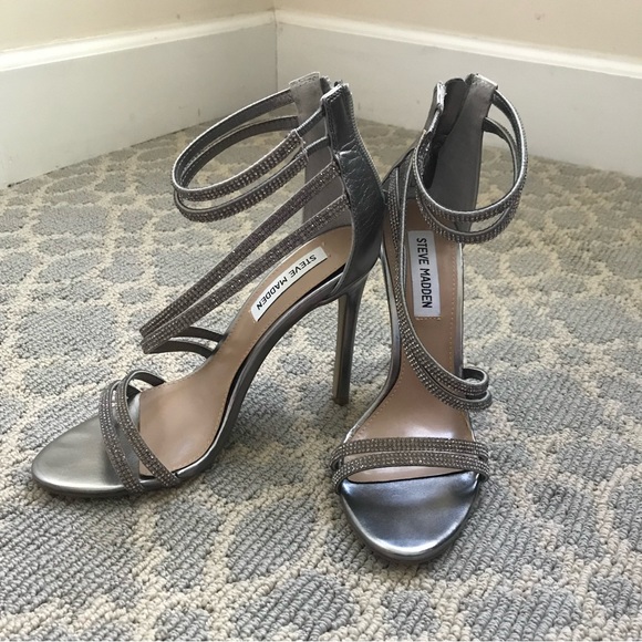 🩶Silver/Grey/Slate🩶 Sparkly Heels - Picture 2 of 6